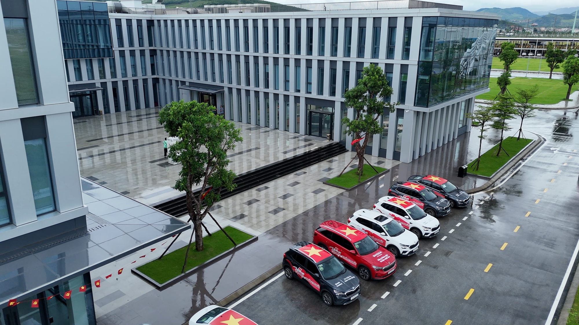 Đoàn Skoda xuyên Việt về nhà máy ở Quảng Ninh: Đi để trở về nơi sinh ra, hiểu chuẩn châu Âu là như thế nào sau gần 2.000km- Ảnh 10.