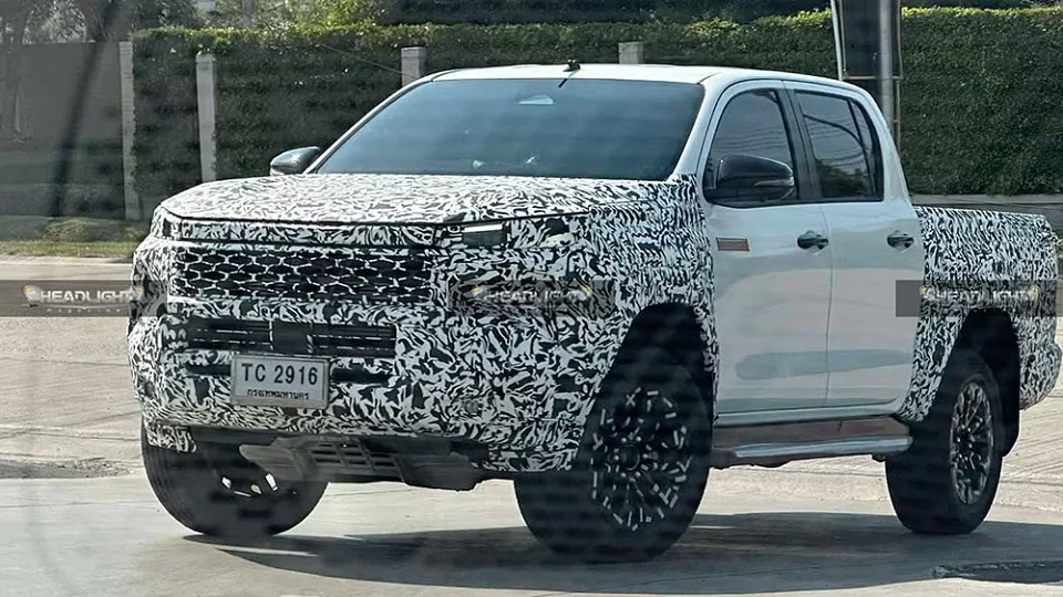 Toyota Hilux 2026 sẽ thay đổi theo cách người Việt thích: Cabin như Prado, một chi tiết 'học' từ Ranger, có thể thêm bản nhiên liệu sinh học- Ảnh 5.