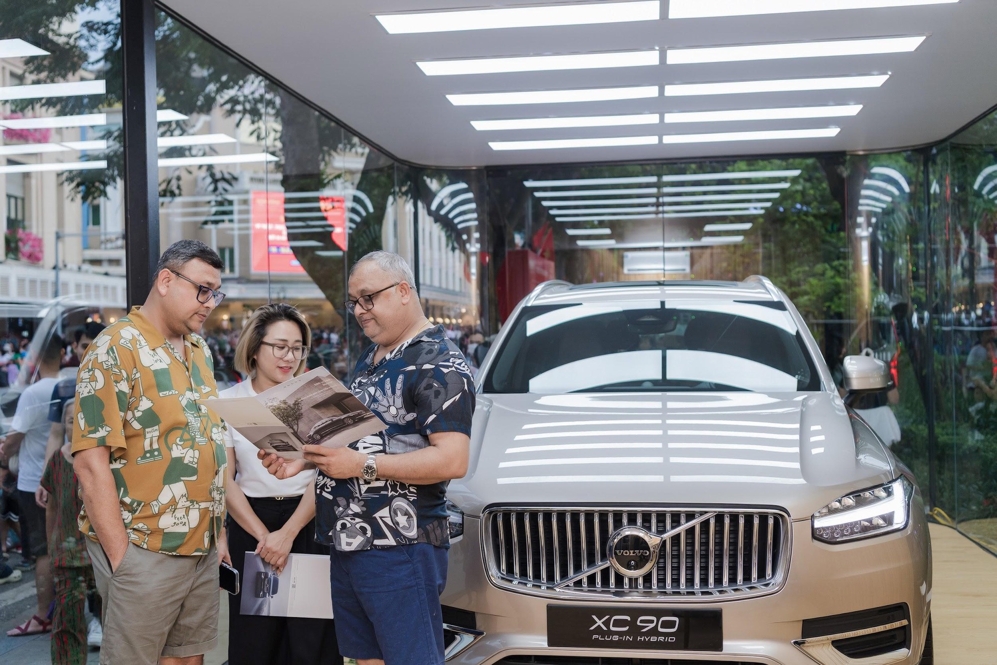 Volvo mang phong cách Bắc Âu tới giữa lòng phố cổ- Ảnh 2. Volvo mang phong cách Bắc Âu tới giữa lòng phố cổ- Ảnh 2.