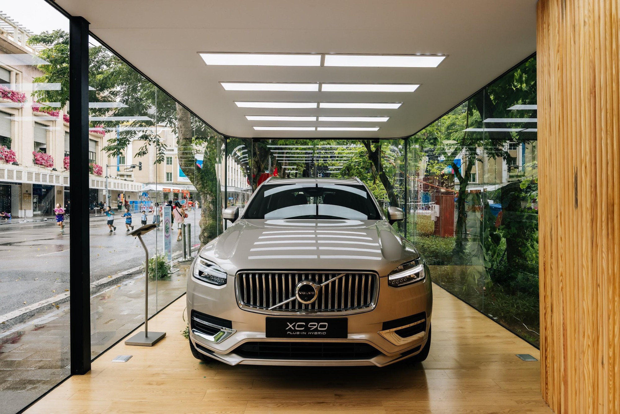 Volvo mang phong cách Bắc Âu tới giữa lòng phố cổ- Ảnh 1. Volvo mang phong cách Bắc Âu tới giữa lòng phố cổ- Ảnh 1.