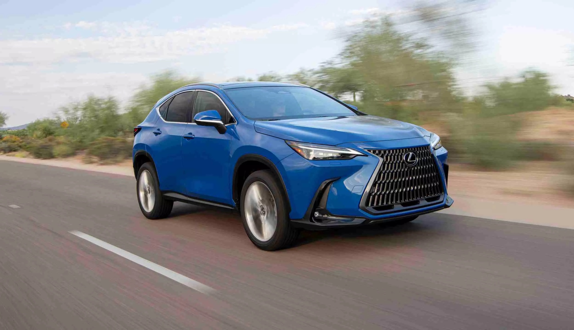 Lexus NX 2026 ra mắt: Giá quy đổi từ gần 1,2 tỷ đồng, bản tiết kiệm nhất chỉ ‘ăn’ 5,9L/100km, cạnh tranh GLC, X3- Ảnh 7. Lexus NX 2026 ra mắt: Giá quy đổi từ gần 1,2 tỷ đồng, bản tiết kiệm nhất chỉ ‘ăn’ 5,9L/100km, cạnh tranh GLC, X3- Ảnh 7.