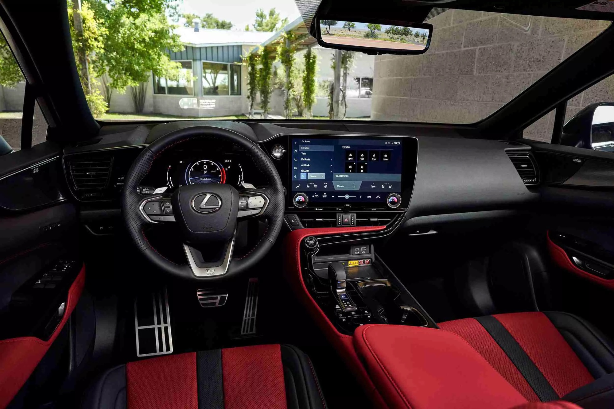 Lexus NX 2026 ra mắt: Giá quy đổi từ gần 1,2 tỷ đồng, bản tiết kiệm nhất chỉ ‘ăn’ 5,9L/100km, cạnh tranh GLC, X3- Ảnh 4.