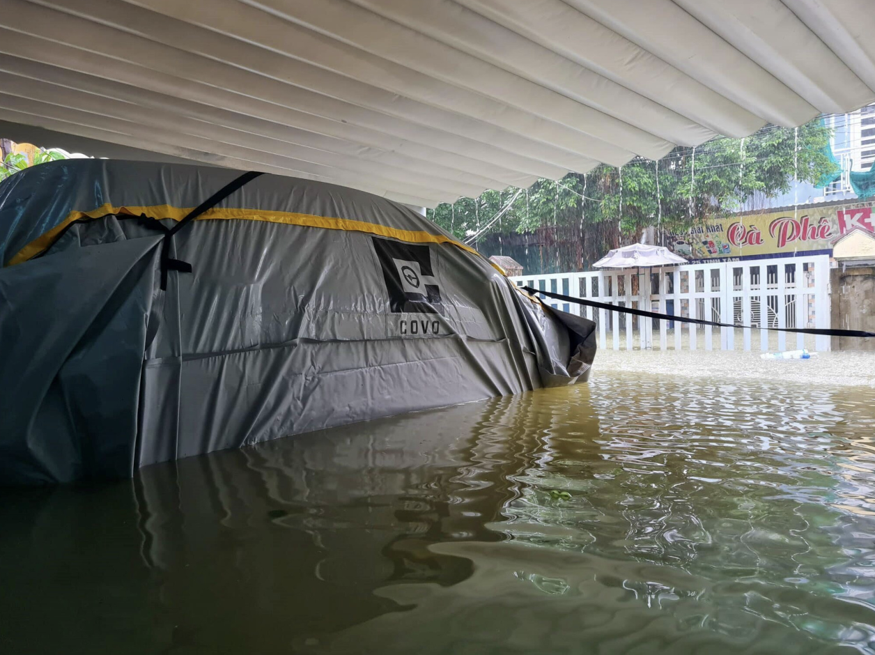 Nhìn lại Startup Việt từng khiến 4 “cá mập” tranh giành: Bán bạt chống ngập biến ô tô thành xuồng, nâng được cả xe bán tải 1.800 kg- Ảnh 1.