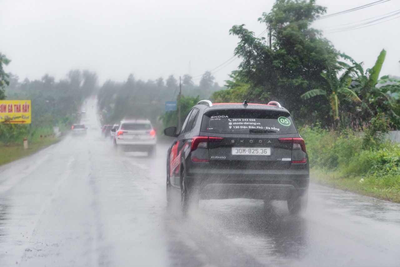 Trải nghiệm Skoda Kushaq sau gần 2.500 km xuyên Việt, KOL ngành xe nhận xét: ‘Cân bằng giữa thực dụng, giá trị và cảm giác lái’- Ảnh 9. Trải nghiệm Skoda Kushaq sau gần 2.500 km xuyên Việt, KOL ngành xe nhận xét: ‘Cân bằng giữa thực dụng, giá trị và cảm giác lái’- Ảnh 9.