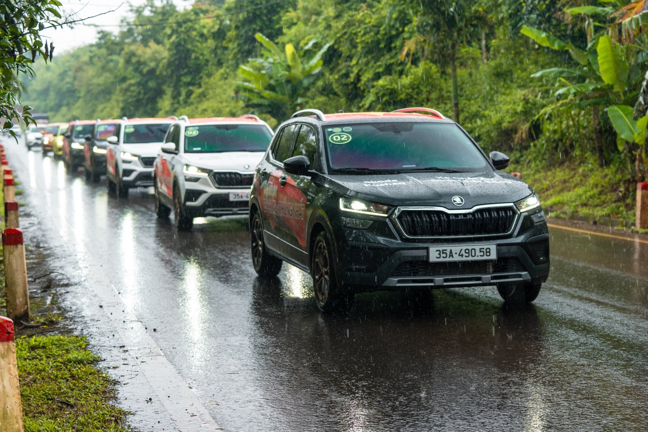 Trải nghiệm Skoda Kushaq sau gần 2.500 km xuyên Việt, KOL ngành xe nhận xét: ‘Cân bằng giữa thực dụng, giá trị và cảm giác lái’- Ảnh 5. Trải nghiệm Skoda Kushaq sau gần 2.500 km xuyên Việt, KOL ngành xe nhận xét: ‘Cân bằng giữa thực dụng, giá trị và cảm giác lái’- Ảnh 5.
