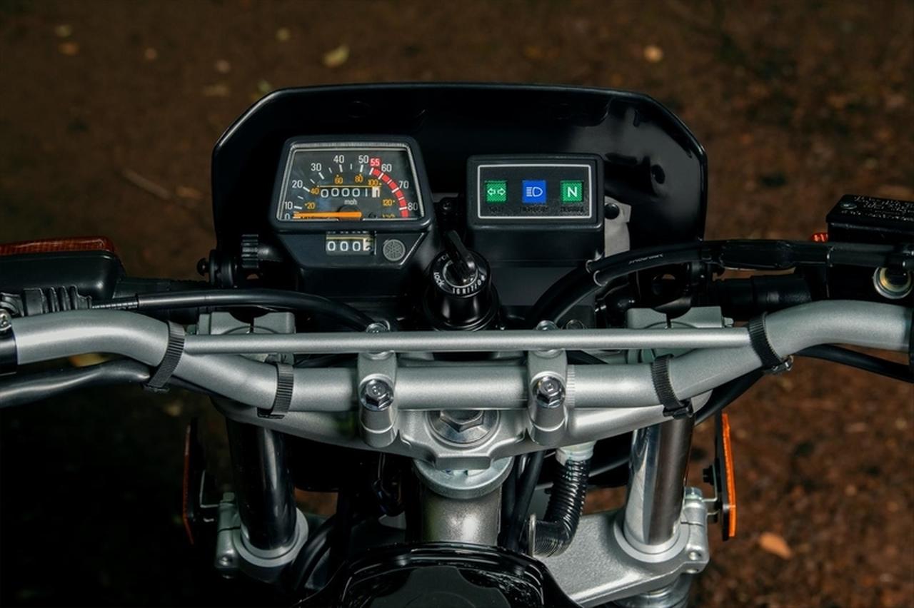 Đây là mẫu xe máy 38 năm không thay đổi nhưng không bao giờ lỗi mốt của nhà Yamaha!- Ảnh 6. Đây là mẫu xe máy 38 năm không thay đổi nhưng không bao giờ lỗi mốt của nhà Yamaha!- Ảnh 6.