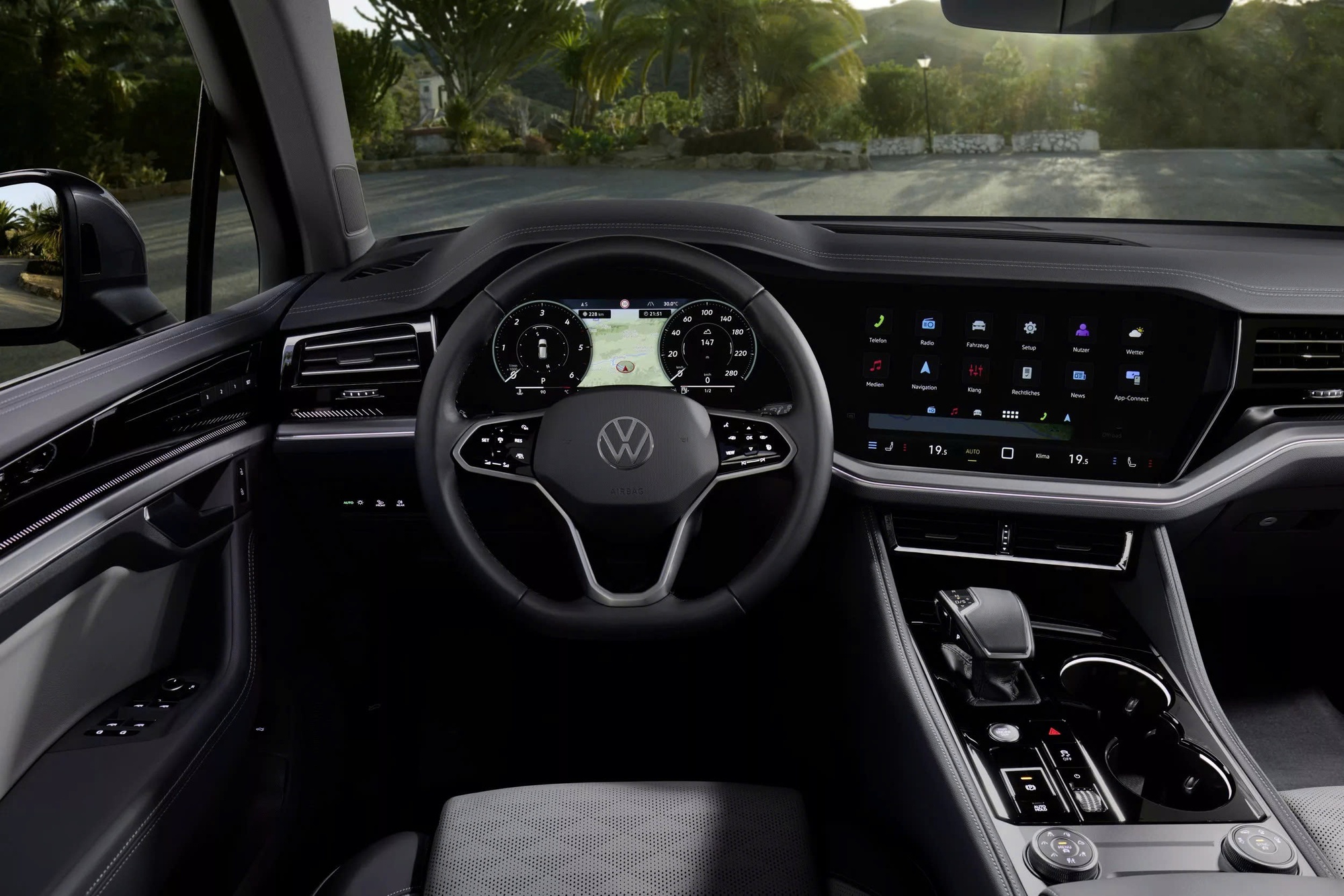 VW Touareg 2025 chốt ra mắt Việt Nam cuối tuần này: Thiết kế mới, có bản thể thao, có thể nâng cấp động cơ đấu Q7- Ảnh 5.