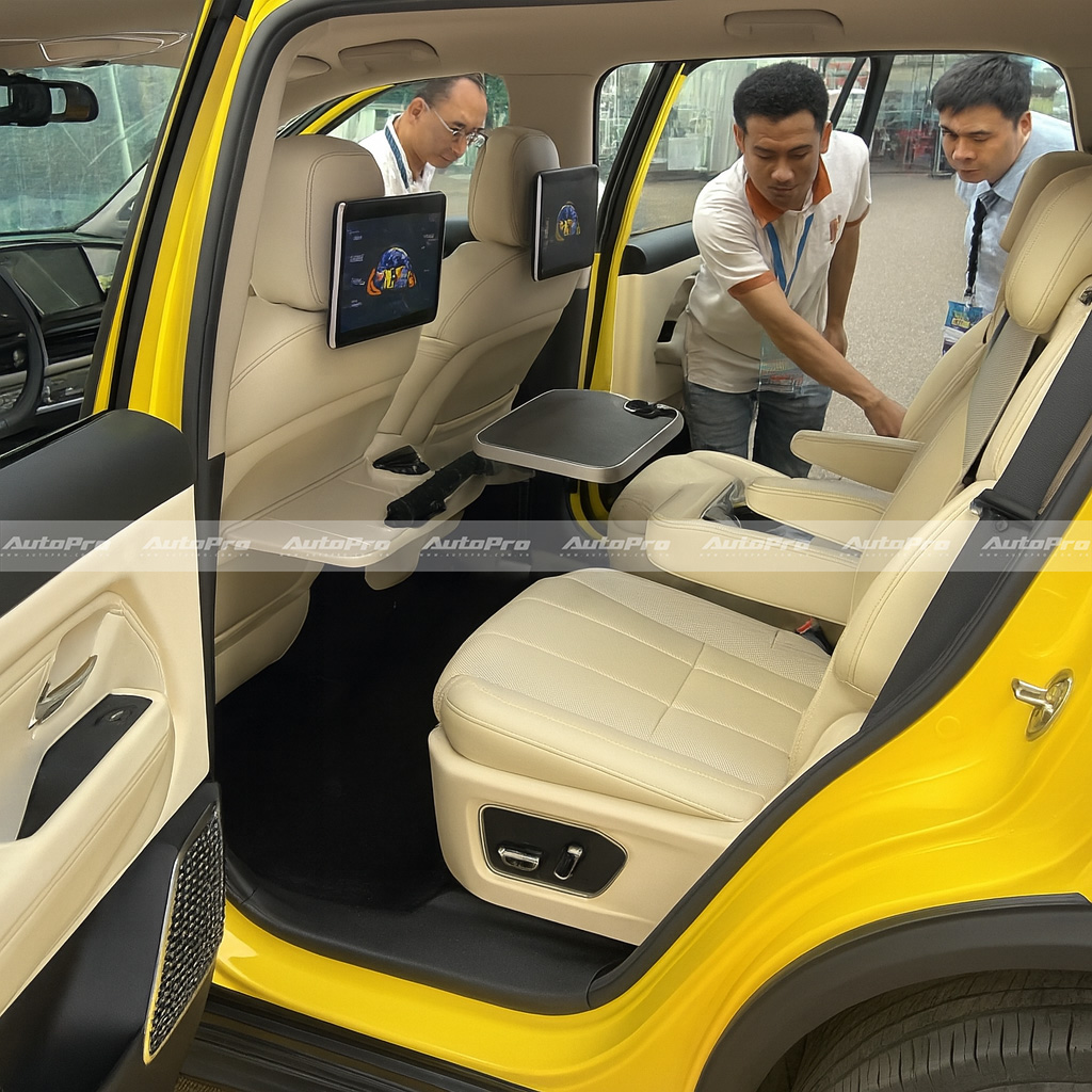 Độ VinFast Limo Green bằng loạt trang bị sang, xịn, mịn: Xe 'siêu base' hóa thành 'xe chủ tịch' chỉ trong phút mốt- Ảnh 8.
