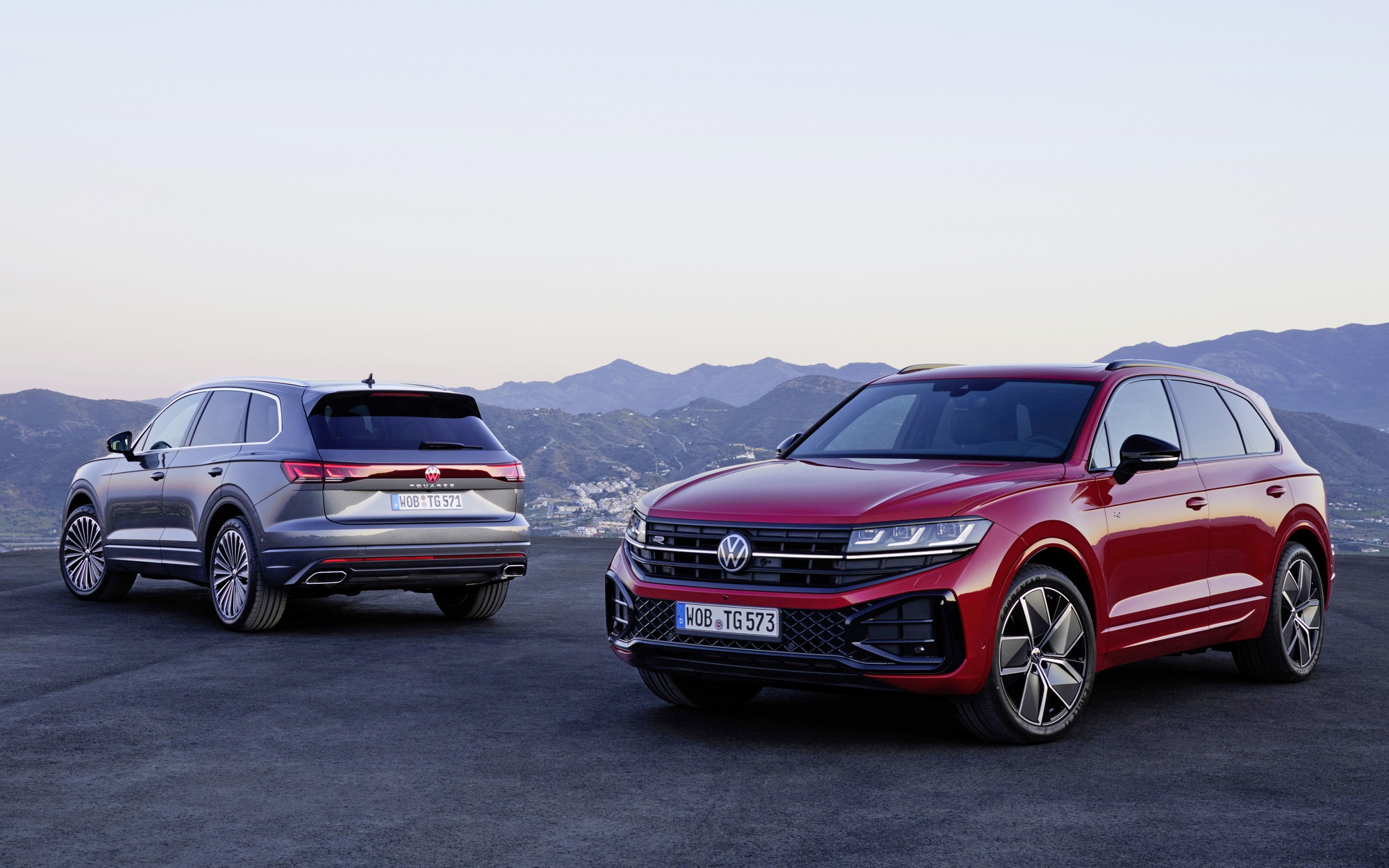 Đại lý hé lộ VW Touareg 2025 sắp ra mắt Việt Nam sẽ có 2 bản với phong cách khác nhau, máy mạnh hơn, thêm ADAS đấu RX, Q7- Ảnh 2. Đại lý hé lộ VW Touareg 2025 sắp ra mắt Việt Nam sẽ có 2 bản với phong cách khác nhau, máy mạnh hơn, thêm ADAS đấu RX, Q7- Ảnh 2.