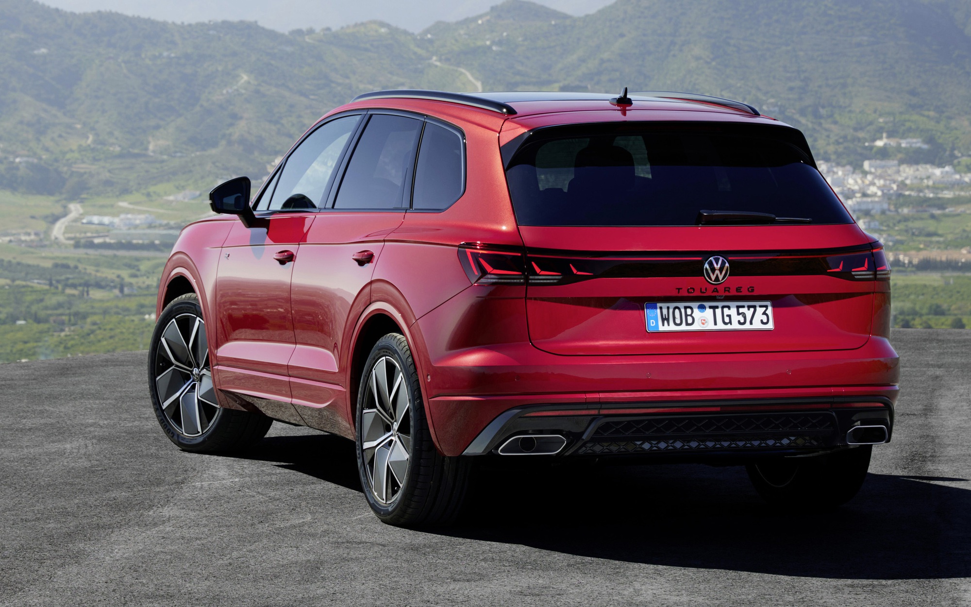 Đại lý hé lộ VW Touareg 2025 sắp ra mắt Việt Nam sẽ có 2 bản với phong cách khác nhau, máy mạnh hơn, thêm ADAS đấu RX, Q7- Ảnh 5.
