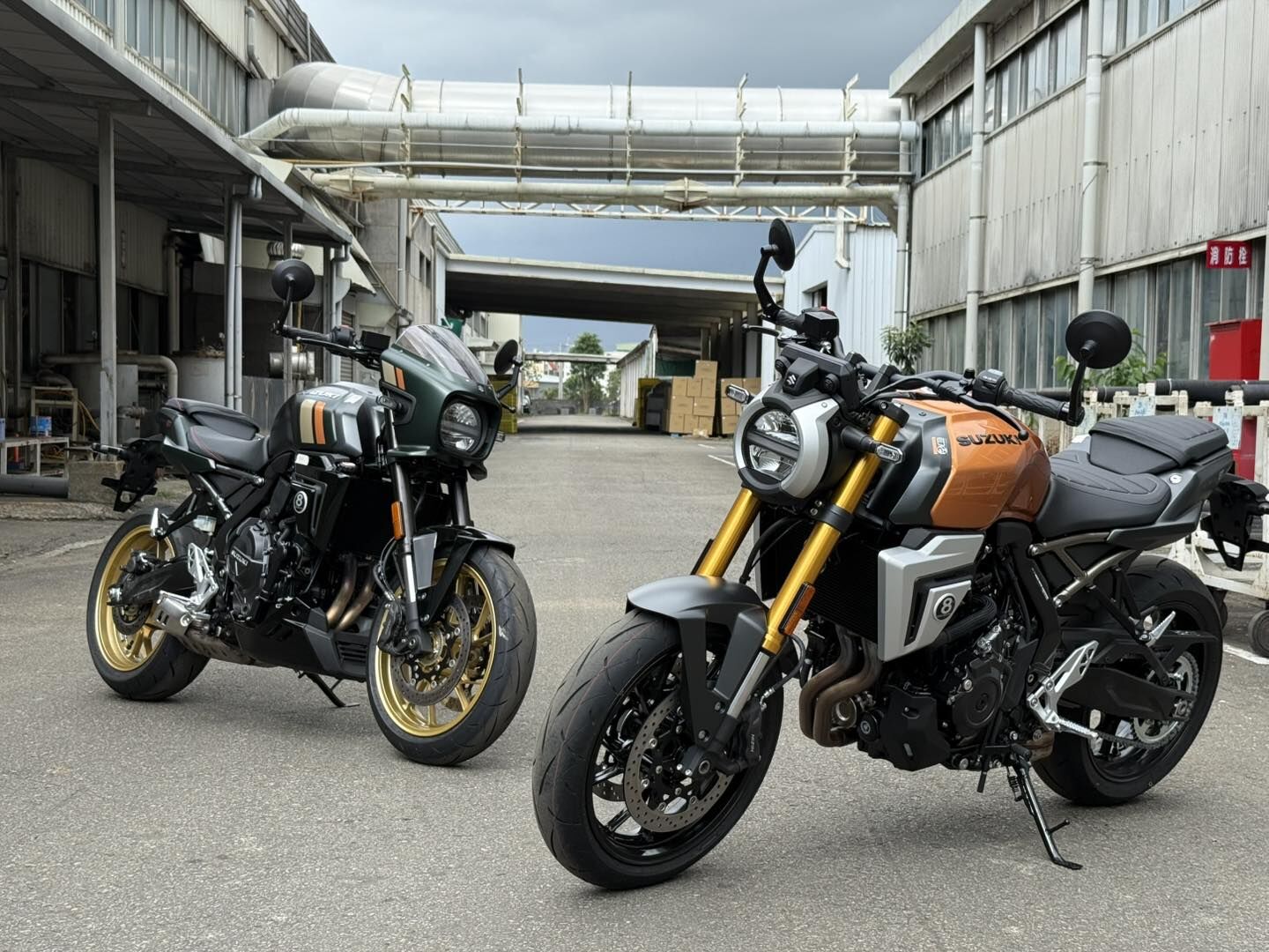 Suzuki ra mắt 2 mẫu xe máy mới, có gì đặc biệt mà giá hơn 300 triệu đồng- Ảnh 1. Suzuki ra mắt 2 mẫu xe máy mới, có gì đặc biệt mà giá hơn 300 triệu đồng- Ảnh 1.