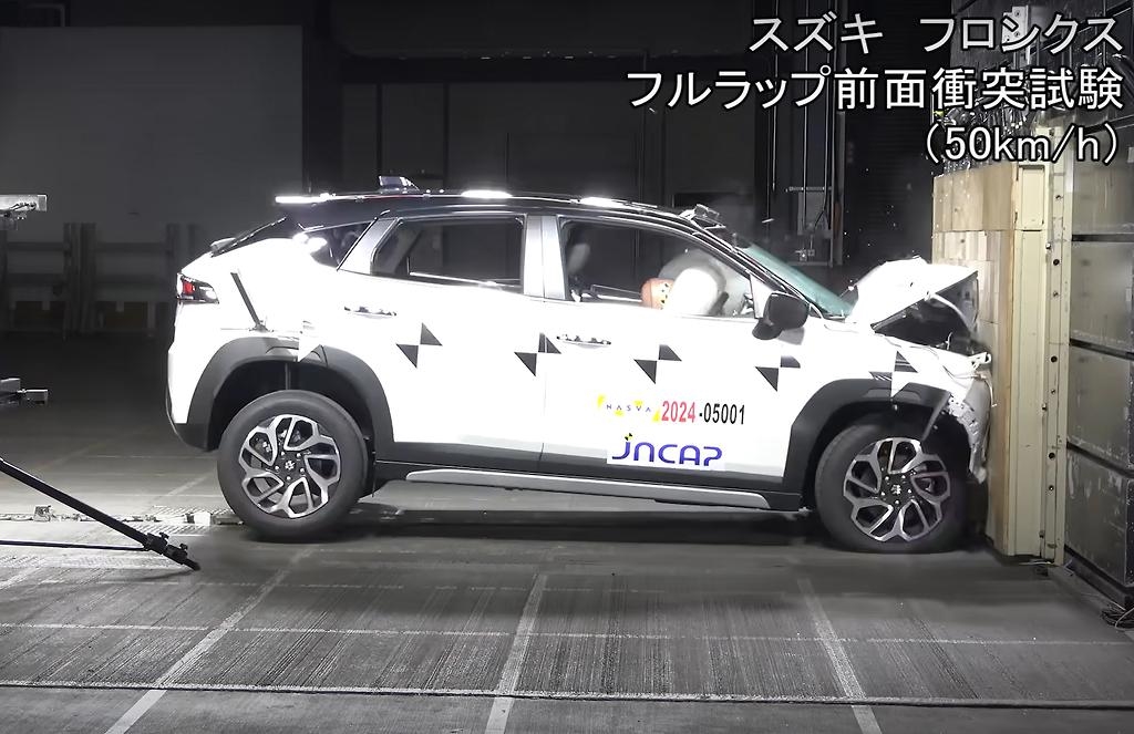 Suzuki Fronx sắp vào Việt Nam có nguy cơ không được 5 sao an toàn, hãng xe Nhật chỉ ra điều vô lý trong hệ thống ANCAP- Ảnh 4. Suzuki Fronx sắp vào Việt Nam có nguy cơ không được 5 sao an toàn, hãng xe Nhật chỉ ra điều vô lý trong hệ thống ANCAP- Ảnh 4.
