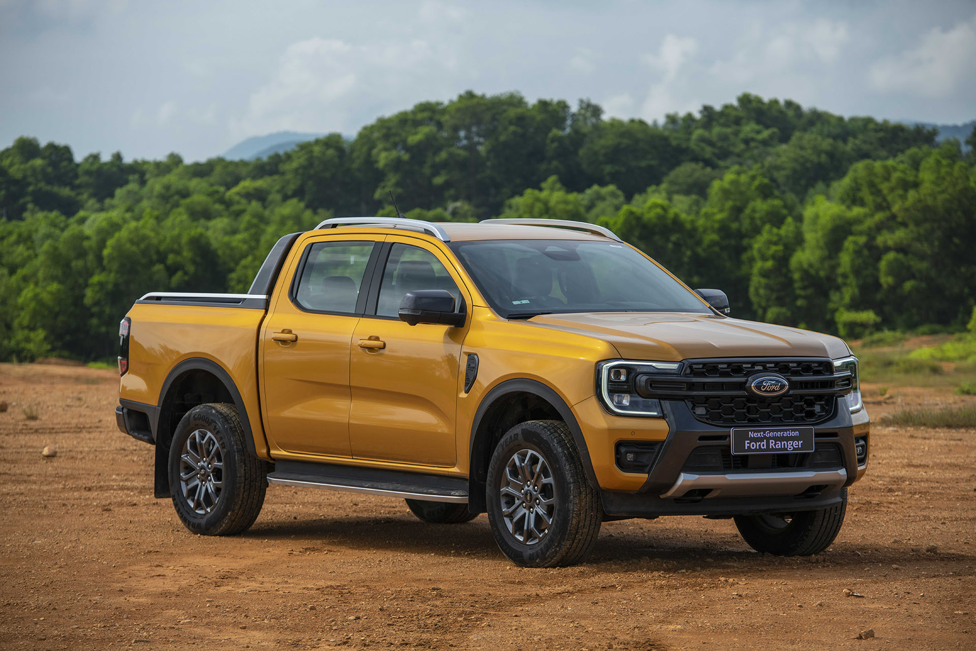 Ranger, CX-5, Xpander, VF 3 và VF 5 tranh giải ‘Xe Dẫn dắt thị trường’ tại CCA 2025- Ảnh 1. Ranger, CX-5, Xpander, VF 3 và VF 5 tranh giải ‘Xe Dẫn dắt thị trường’ tại CCA 2025- Ảnh 1.