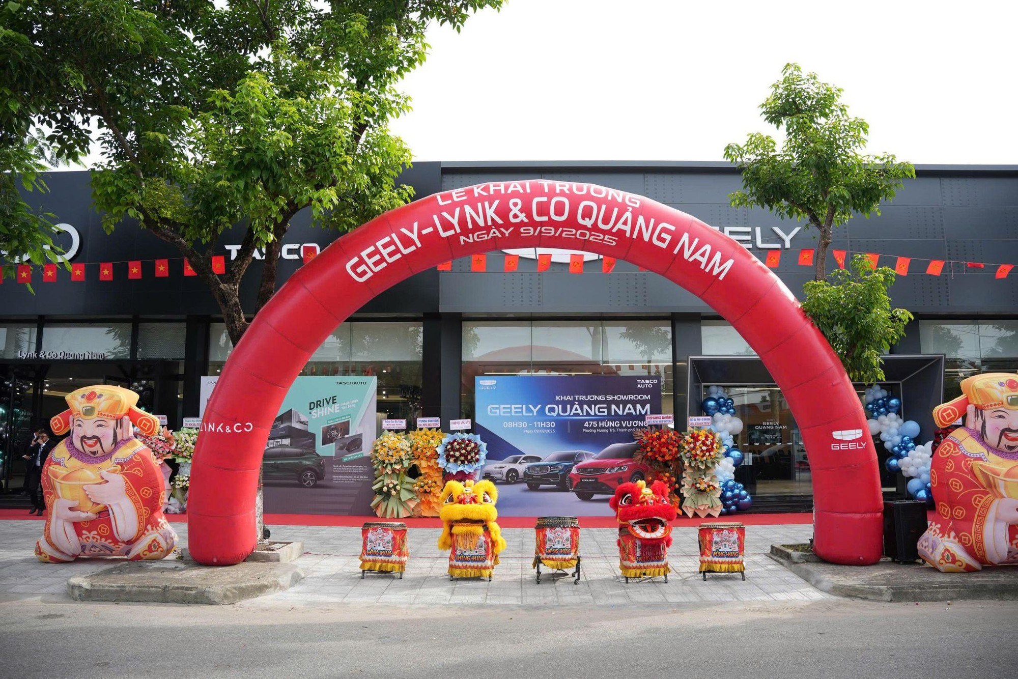 Geely Việt Nam mở rộng hệ thống lên 28 showroom, tung chính sách giá ưu đãi từ 499 triệu đồng trong tháng 9- Ảnh 1. Geely Việt Nam mở rộng hệ thống lên 28 showroom, tung chính sách giá ưu đãi từ 499 triệu đồng trong tháng 9- Ảnh 1.