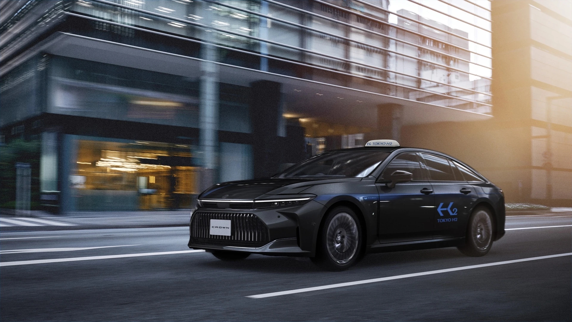 Toyota Crown hóa thành xe taxi xanh: Chạy bằng pin nhiên liệu hydro, đi 820km/nạp, chỗ để chân thoải mái cực hợp với khách VIP- Ảnh 1. Toyota Crown hóa thành xe taxi xanh: Chạy bằng pin nhiên liệu hydro, đi 820km/nạp, chỗ để chân thoải mái cực hợp với khách VIP- Ảnh 1.