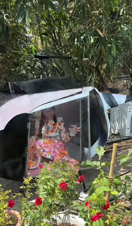 Giỡn mà thiệt: Người đàn ông ở Cà Mau mỗi tuần lại thấy cưới một lần, nhà có máy bay riêng, ê hề "siêu xe"...- Ảnh 17.