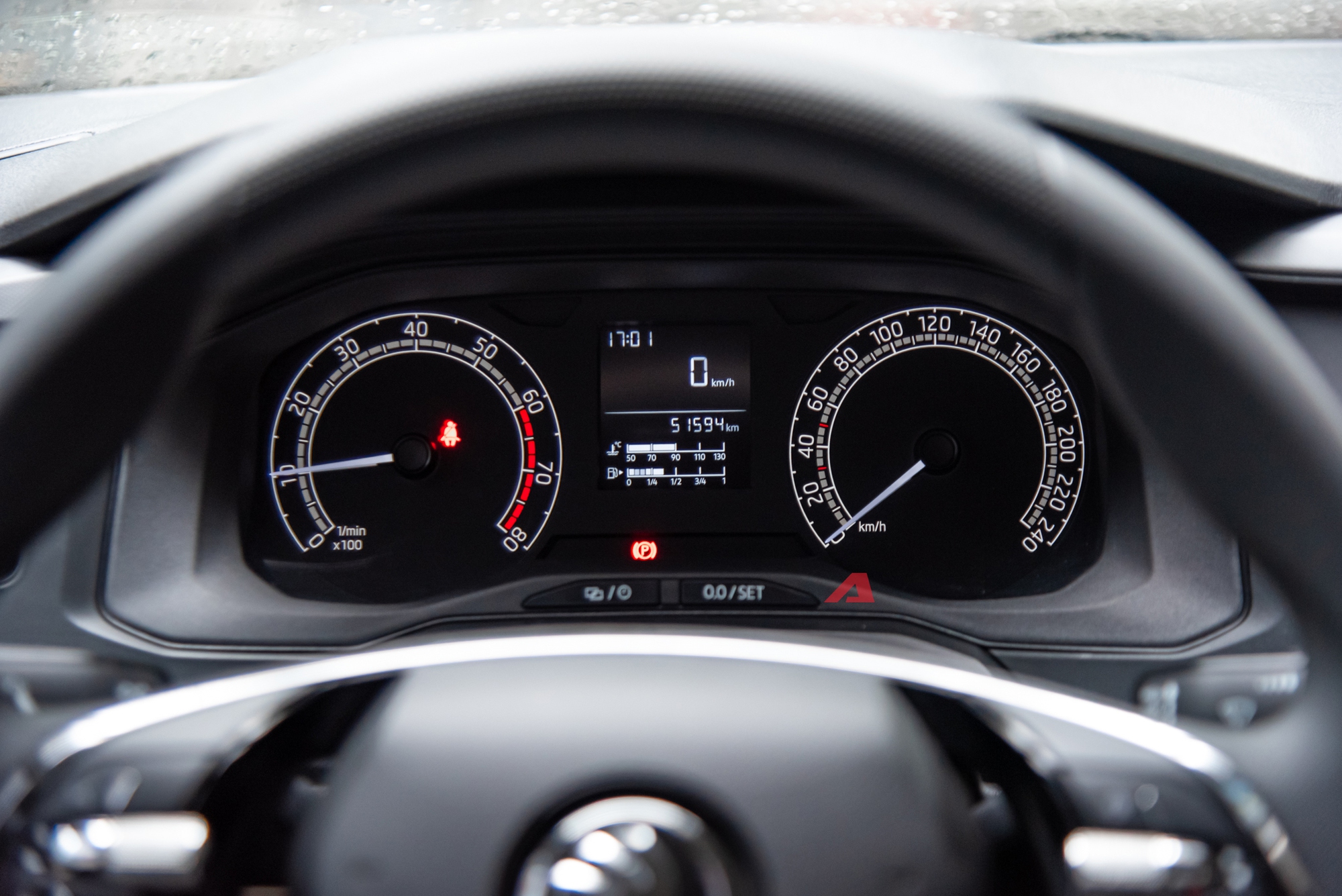 Chi tiết Skoda Slavia Active: Giá 468 triệu, bản thấp nhất dùng số sàn cho người chạy dịch vụ nhưng đủ 6 túi khí, màn hình cảm ứng- Ảnh 12.