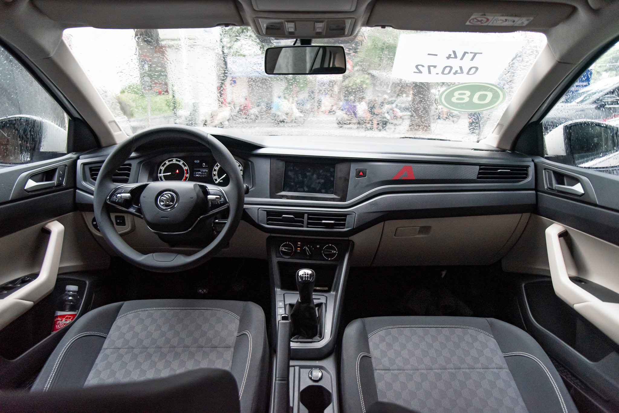So sánh 3 bản Skoda Slavia mới ra mắt: Chênh lệch 100 triệu đồng, bản 'full' miên man option, bảng này giúp bạn dễ xuống tiền hơn- Ảnh 4.