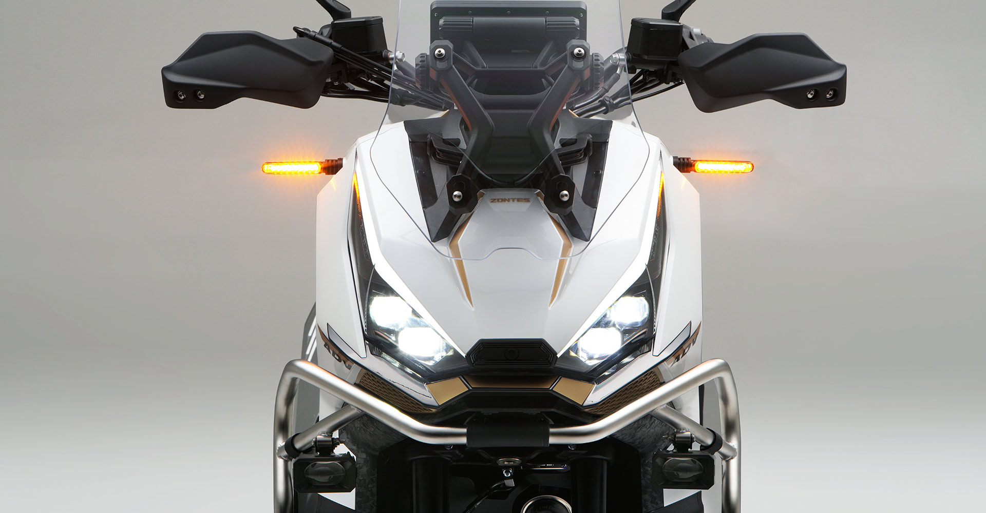 Ở Việt Nam có xe tay ga cốp rộng gấp rưỡi Lead, đầy bình đi 500 km, động cơ khỏe hơn của Honda, Yamaha- Ảnh 6. Ở Việt Nam có xe tay ga cốp rộng gấp rưỡi Lead, đầy bình đi 500 km, động cơ khỏe hơn của Honda, Yamaha- Ảnh 6.