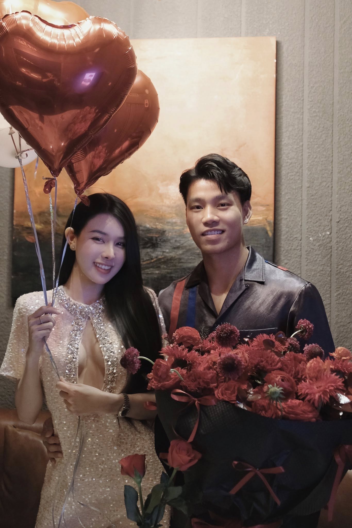 Bạn gái trâm anh thế phiệt của Văn Thanh flex xe đôi sang xịn, minh chứng tình cảm ngọt ngào với người thương- Ảnh 3. Bạn gái trâm anh thế phiệt của Văn Thanh flex xe đôi sang xịn, minh chứng tình cảm ngọt ngào với người thương- Ảnh 3.