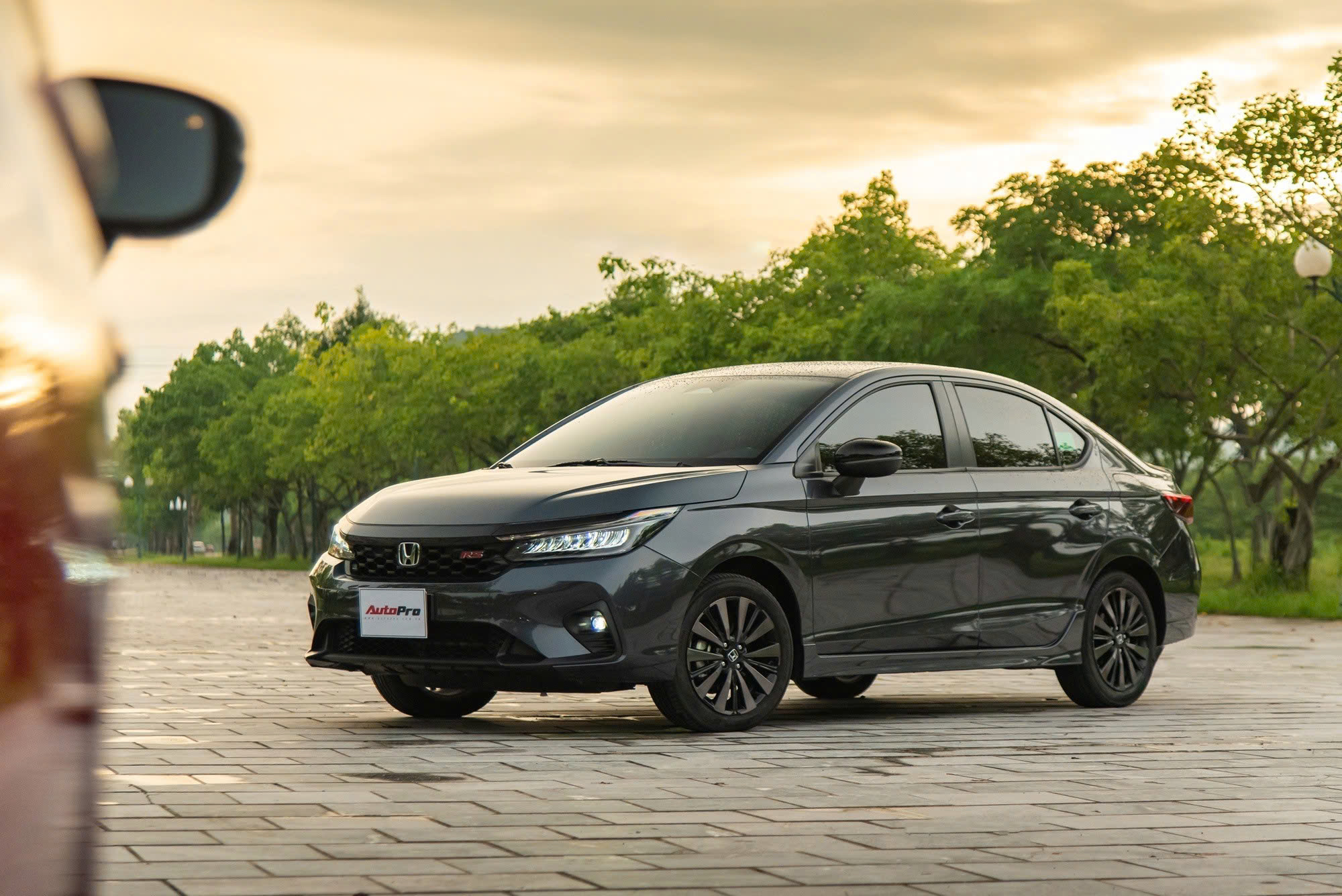 Honda City bất ngờ leo top với doanh số 1.136 xe: Vượt CX-5, Everest, dễ thành xe xăng bán chạy nhất Việt Nam tháng 8- Ảnh 2. Honda City bất ngờ leo top với doanh số 1.136 xe: Vượt CX-5, Everest, dễ thành xe xăng bán chạy nhất Việt Nam tháng 8- Ảnh 2.