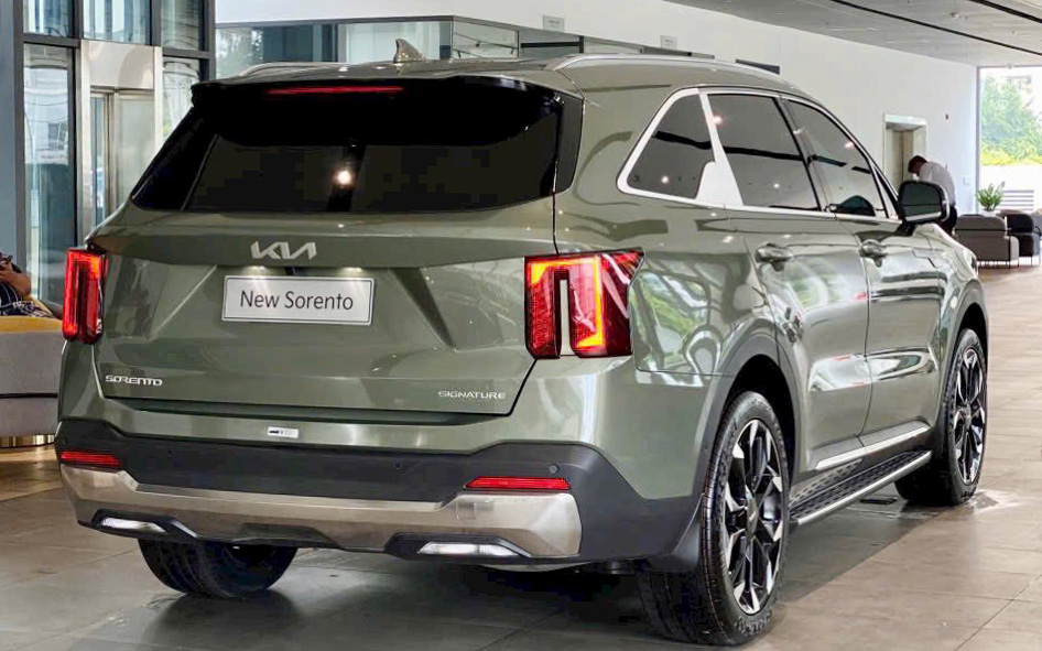 Chọn Kia Sorento hay Ford Everest cùng giá gần 1,47 tỷ đồng, bảng so sánh này sẽ cho bạn thấy cuộc ganh đua gắt gao về công nghệ- Ảnh 3.