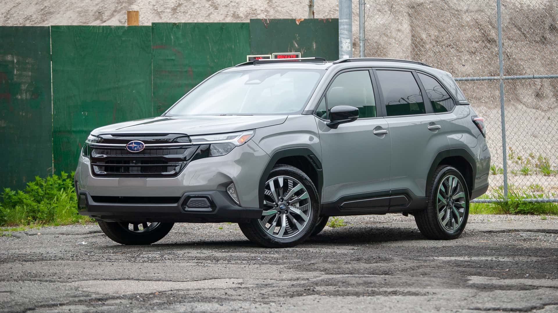 Đại lý báo Subaru Forester 2025 ra mắt Việt Nam ngay tháng 11: Động cơ mới, nhập Nhật, giá cao nhất 1,5 tỷ- Ảnh 2.