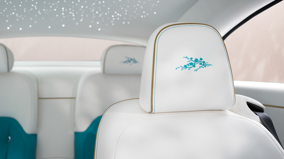 Chi tiết Rolls-Royce ra mắt phiên bản đặc biệt Spectre Primavera- Ảnh 9. Chi tiết Rolls-Royce ra mắt phiên bản đặc biệt Spectre Primavera- Ảnh 9.
