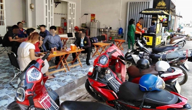 Bị mất xe máy khi đi uống cà phê, khách hàng có được chủ quán đền không?- Ảnh 1.