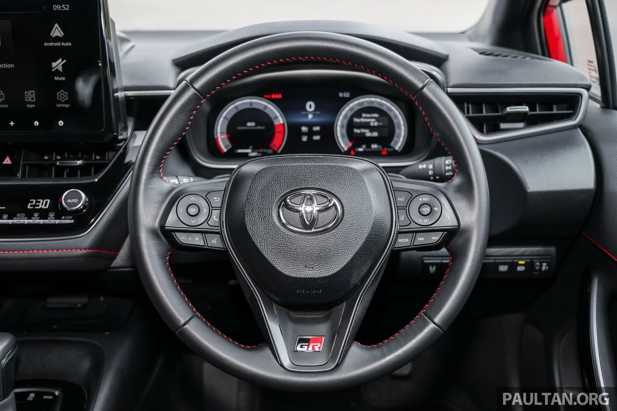 Đang ế tại Việt Nam nhưng Corolla Altis có thêm bản thể thao 'cực ngầu' tại quốc gia ĐNÁ này- Ảnh 13. Đang ế tại Việt Nam nhưng Corolla Altis có thêm bản thể thao 'cực ngầu' tại quốc gia ĐNÁ này- Ảnh 13.