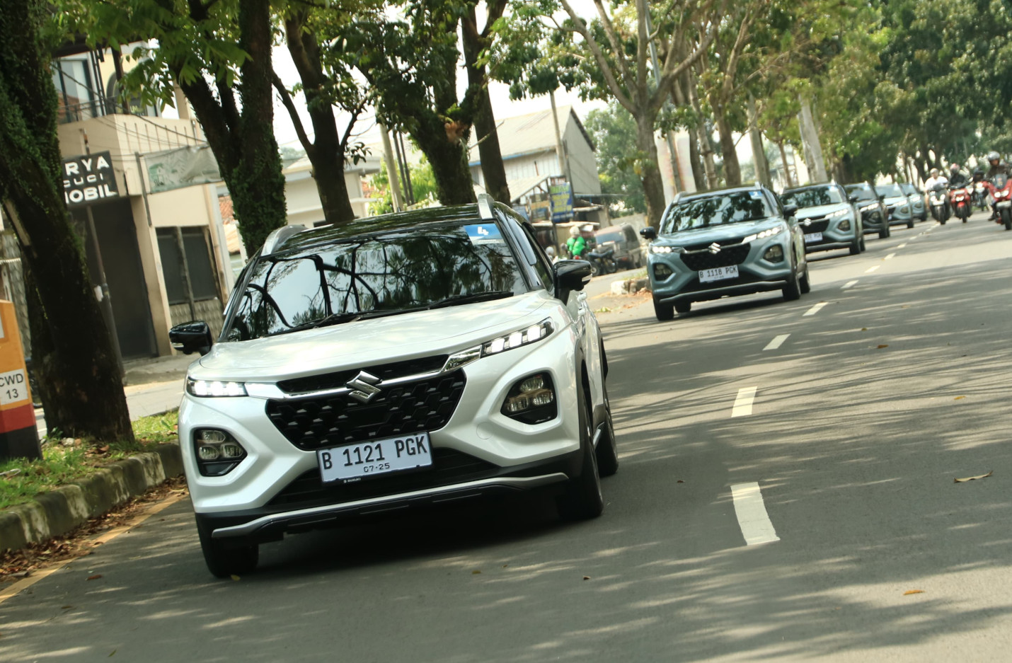 Test thực tế cả tắc đường cho thấy Suzuki Fronx hybrid tiết kiệm hơn bản xăng thế nào: Đạp ga không nể nang, 400km để ra thêm bát phở- Ảnh 2.