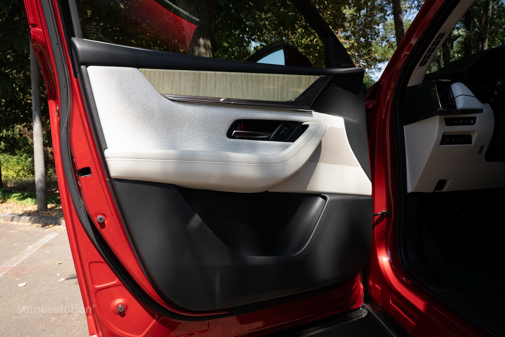 'Lái thử xe cận sang của Mazda, thấy hay hơn Lexus NX, cabin dễ chịu như Volvo, nhưng lái không gọn như BMW X5'- Ảnh 7.
