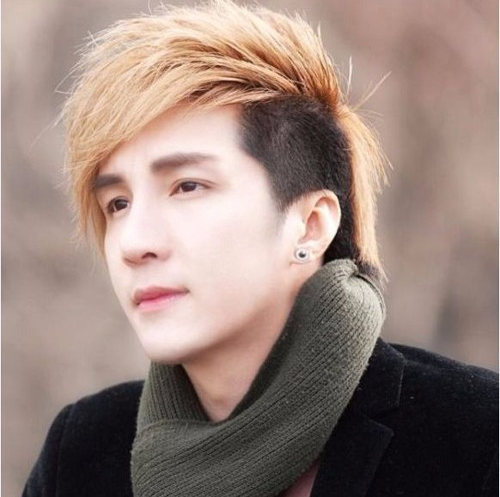 “Quý tử miền Tây” cực đắt show được gọi là “thế thân Đan Trường”, sở hữu biệt thự xe sang hàng tỷ đồng- Ảnh 3.