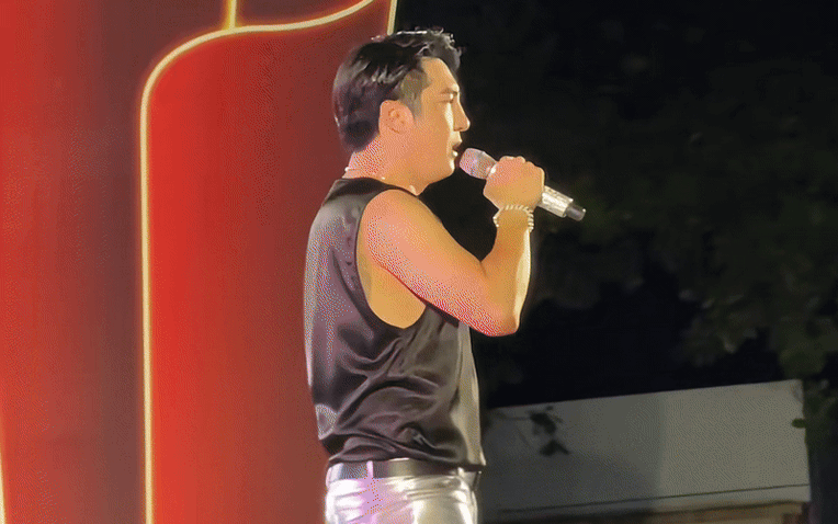 “Quý tử miền Tây” cực đắt show được gọi là “thế thân Đan Trường”, sở hữu biệt thự xe sang hàng tỷ đồng- Ảnh 1.