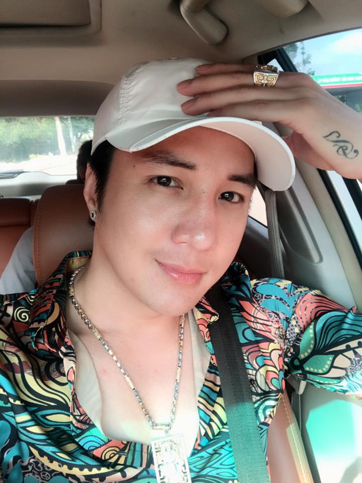 “Quý tử miền Tây” cực đắt show được gọi là “thế thân Đan Trường”, sở hữu biệt thự xe sang hàng tỷ đồng- Ảnh 7.