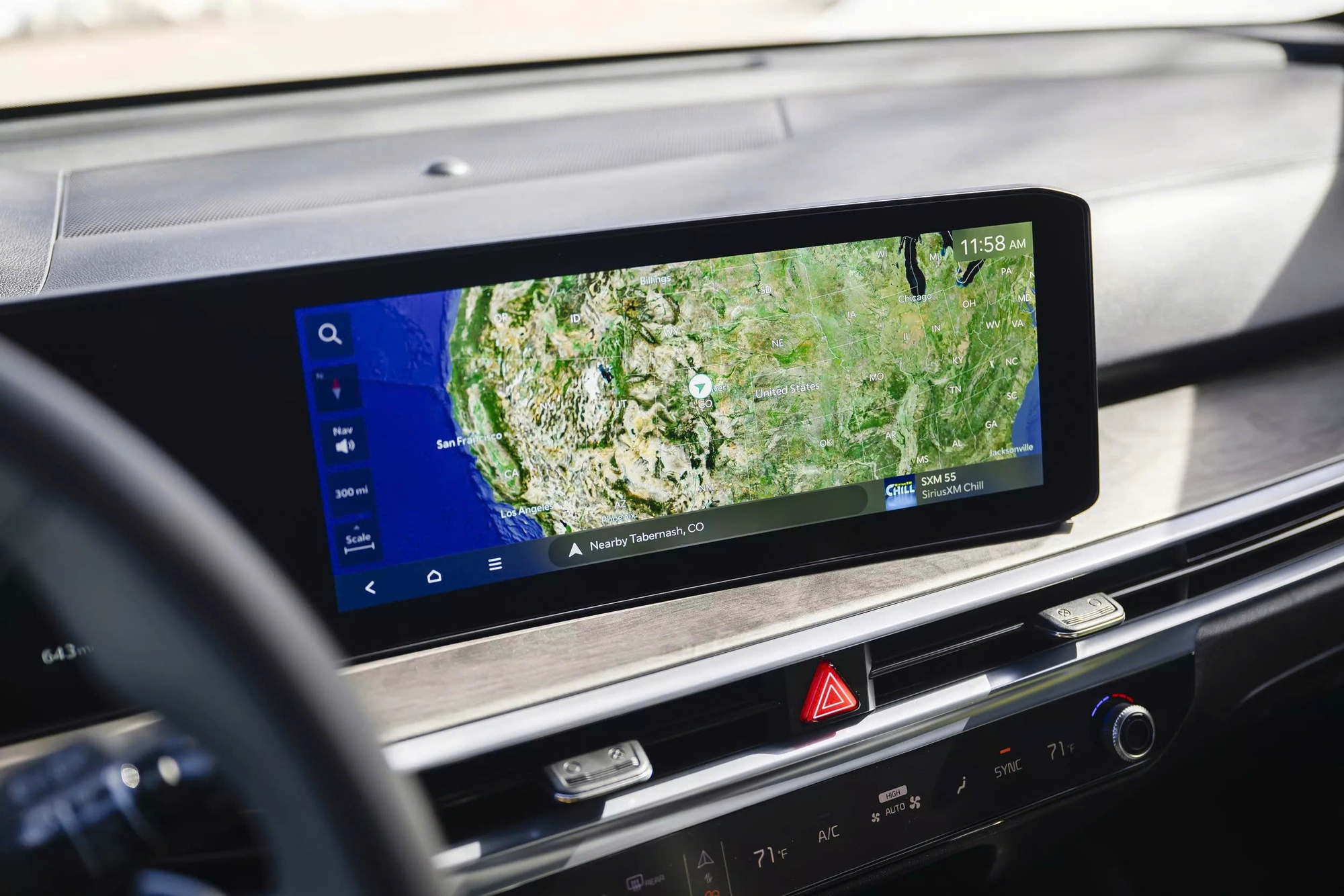 Chuyện lạ nhưng có thật: Kia Sorento bản mới tại quốc gia này tăng giá bán nhưng cắt trang bị- Ảnh 3.