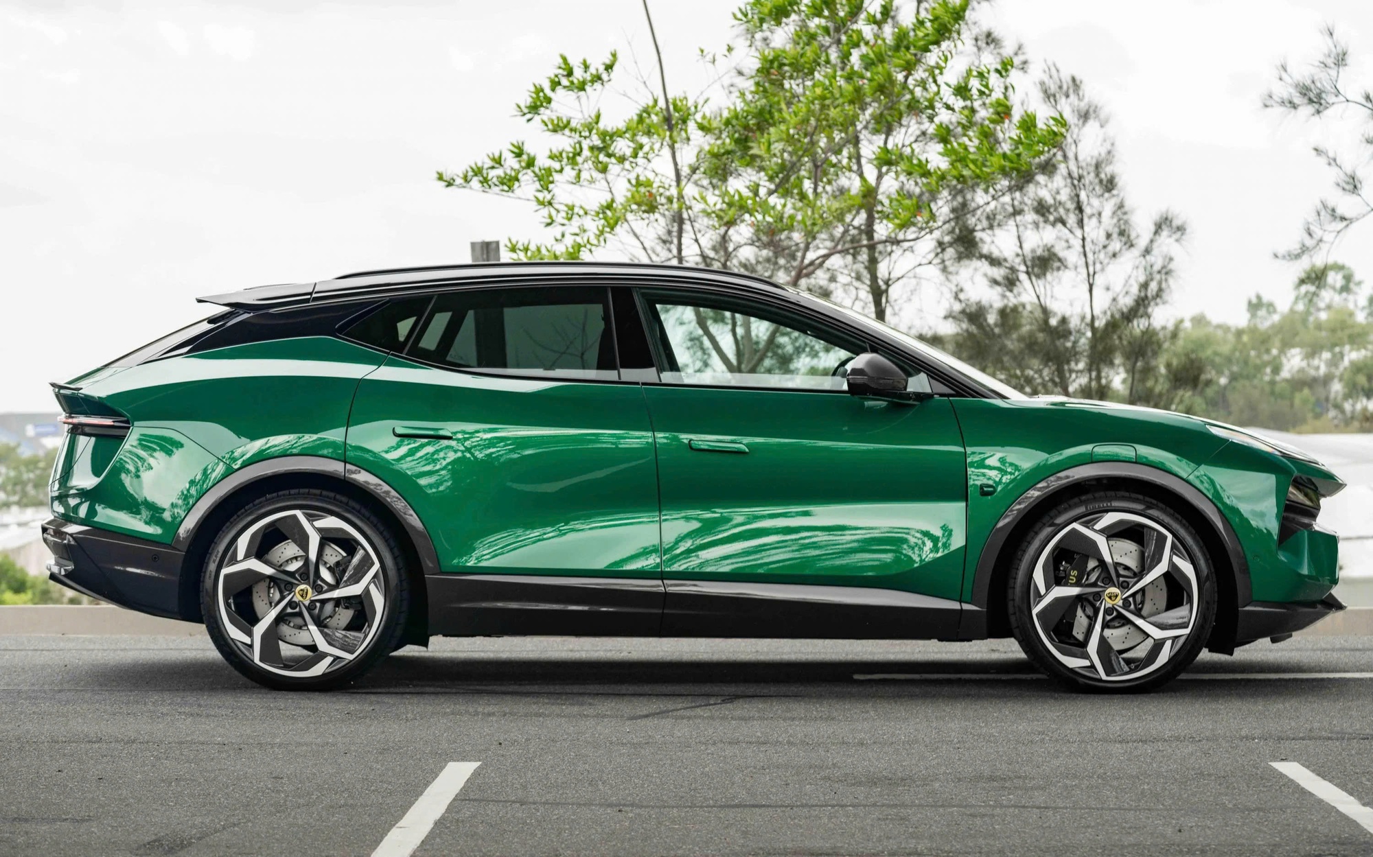 Lotus sắp bán xe chính hãng tại Việt Nam: Có thể mang xe thách thức Porsche, Audi, Mercedes- Ảnh 5.