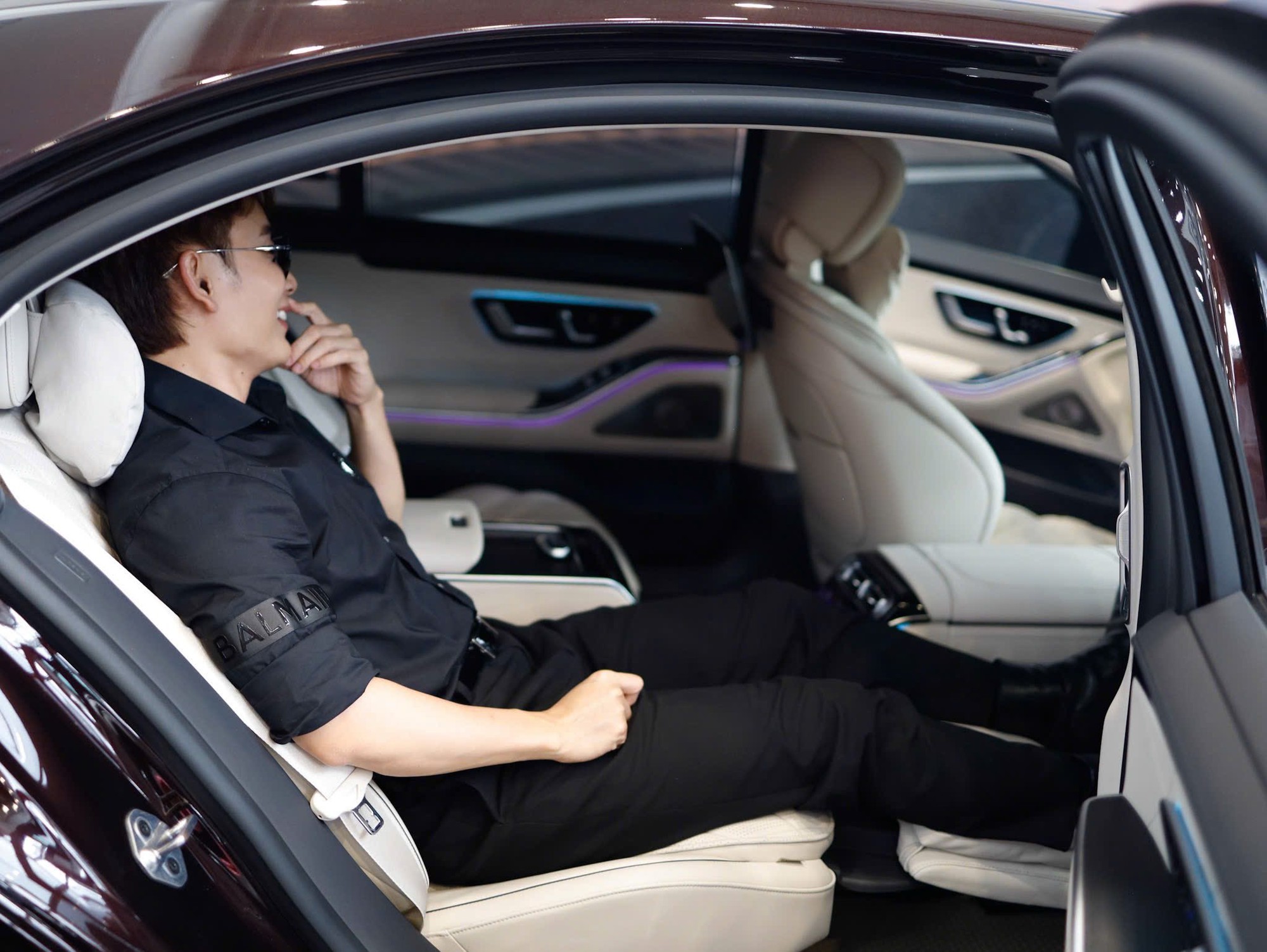 Ca sĩ Trúc Nhân tậu Mercedes-Benz S 450L trước thềm biểu diễn tại BCA 2025, nhập hội cùng Bích Phương, Hoà Minzy- Ảnh 5. Ca sĩ Trúc Nhân tậu Mercedes-Benz S 450L trước thềm biểu diễn tại BCA 2025, nhập hội cùng Bích Phương, Hoà Minzy- Ảnh 5.