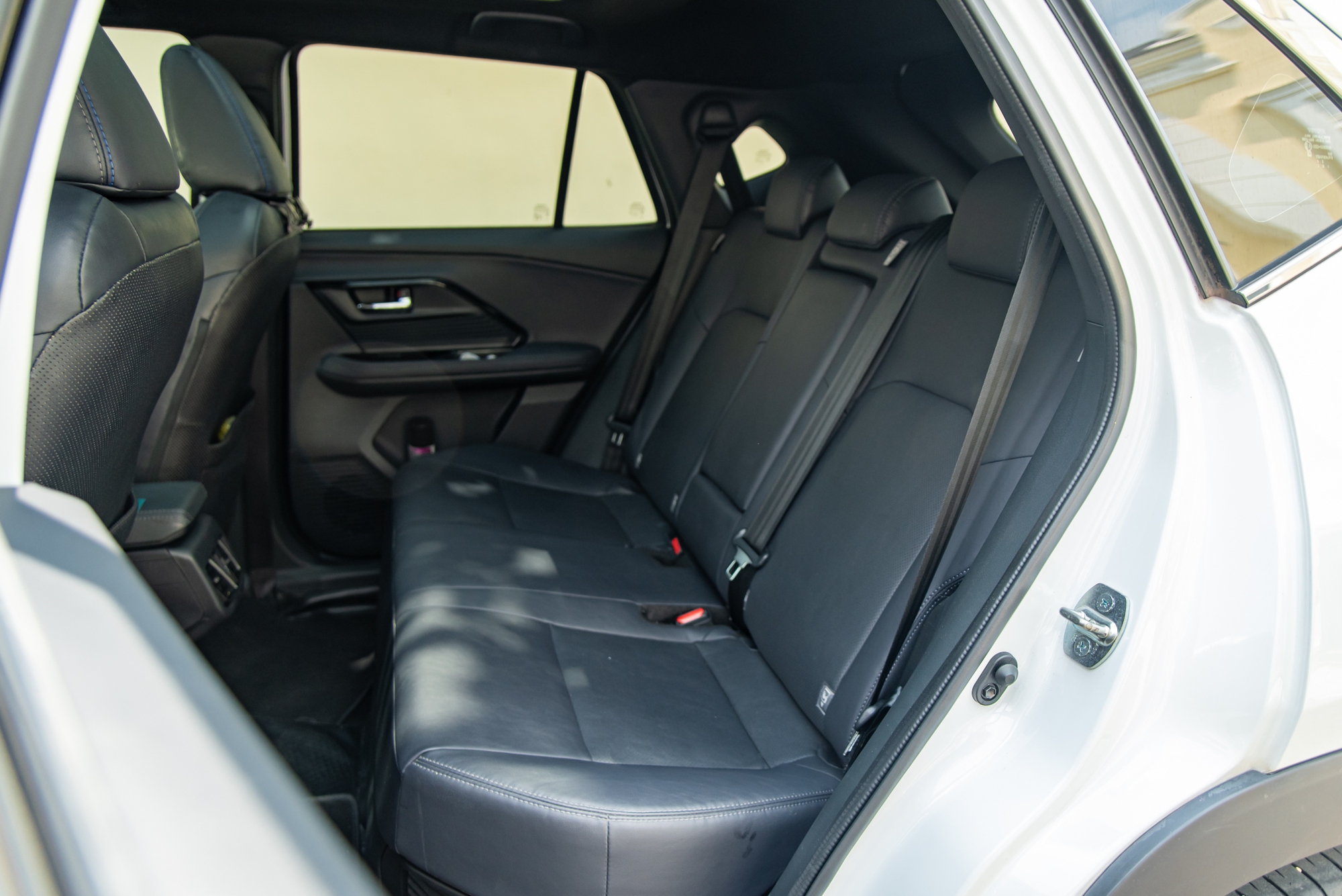 Chủ xe Toyota Yaris Cross HEV ‘bào’ 45.000km sau 2 năm: ‘Ăn xăng chỉ hơn SH, có 2 điểm cần cải thiện’- Ảnh 19. Chủ xe Toyota Yaris Cross HEV ‘bào’ 45.000km sau 2 năm: ‘Ăn xăng chỉ hơn SH, có 2 điểm cần cải thiện’- Ảnh 19.