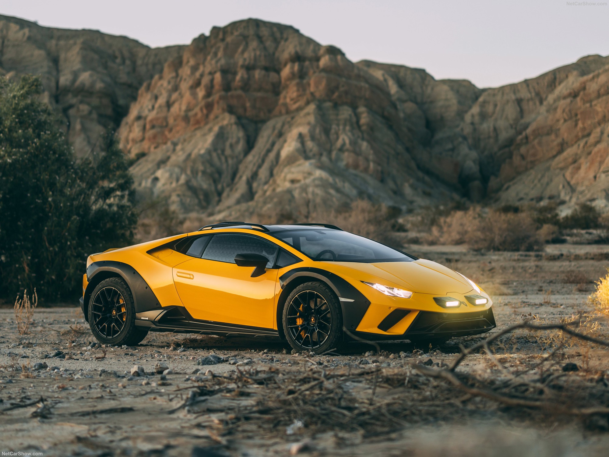 Lamborghini Huracan bản gầm cao xuất hiện tại Huế: Khoảng sáng gầm gần bằng Tucson, dễ 'băm bổ' ổ gà tại Việt Nam- Ảnh 9.