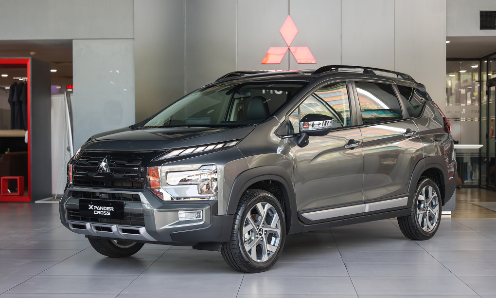 Mitsubishi Xpander lăn bánh tháng này tiết kiệm gần 100 triệu đồng, thêm áp lực cho Veloz Cross- Ảnh 4. Mitsubishi Xpander lăn bánh tháng này tiết kiệm gần 100 triệu đồng, thêm áp lực cho Veloz Cross- Ảnh 4.