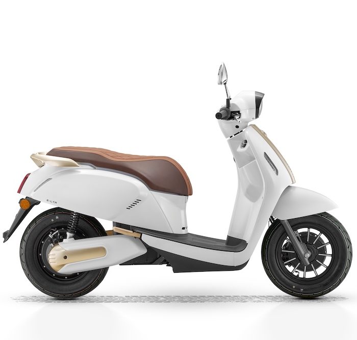 Xe máy điện 'chất' như Vespa: Đi 105 km/lần sạc, có thể lắp đến 2 pin, giá 43 triệu đồng- Ảnh 4.