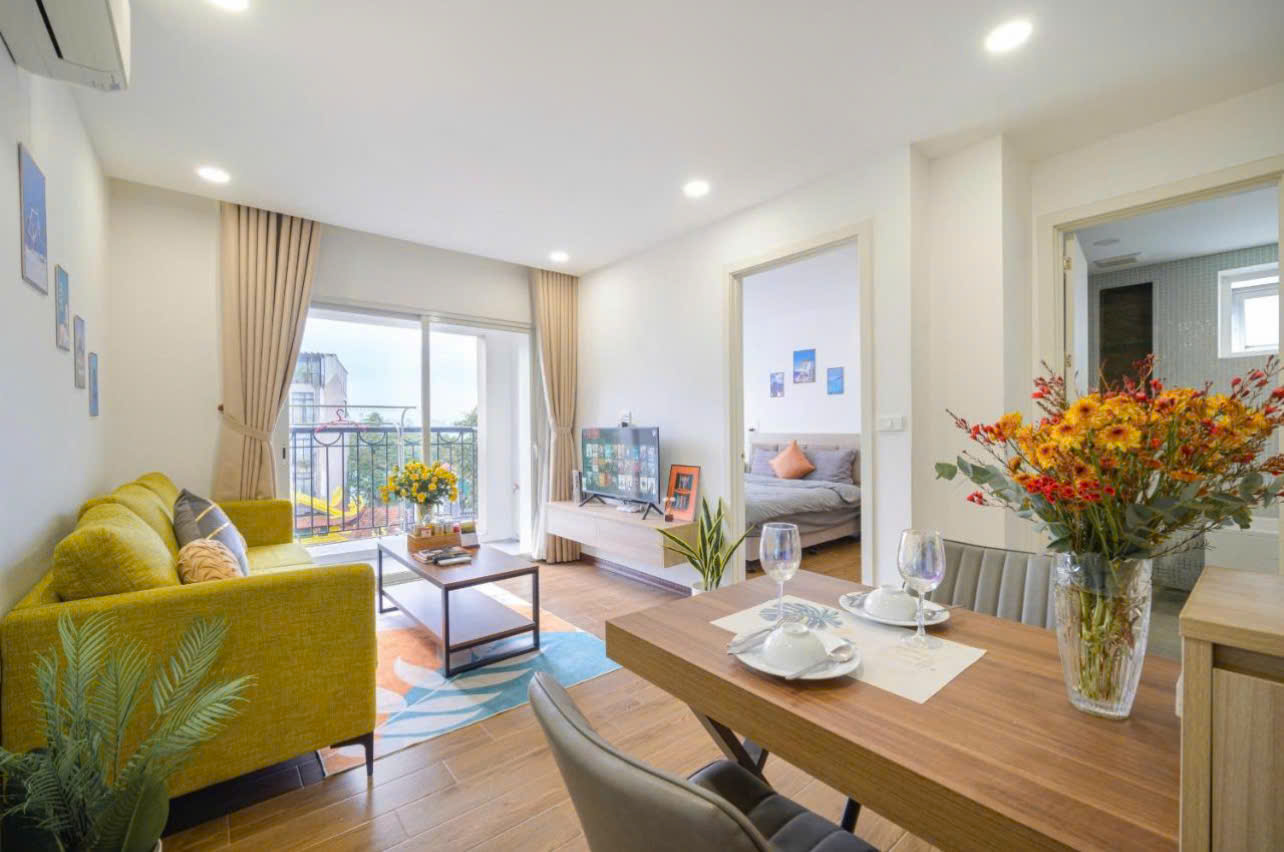 Lái ô tô từ Hải Phòng đi Hà Nội chơi lễ, gia đình 8 người chuẩn bị 80 triệu: "Tốn bao nhiêu tiền cũng không tiếc"- Ảnh 9.