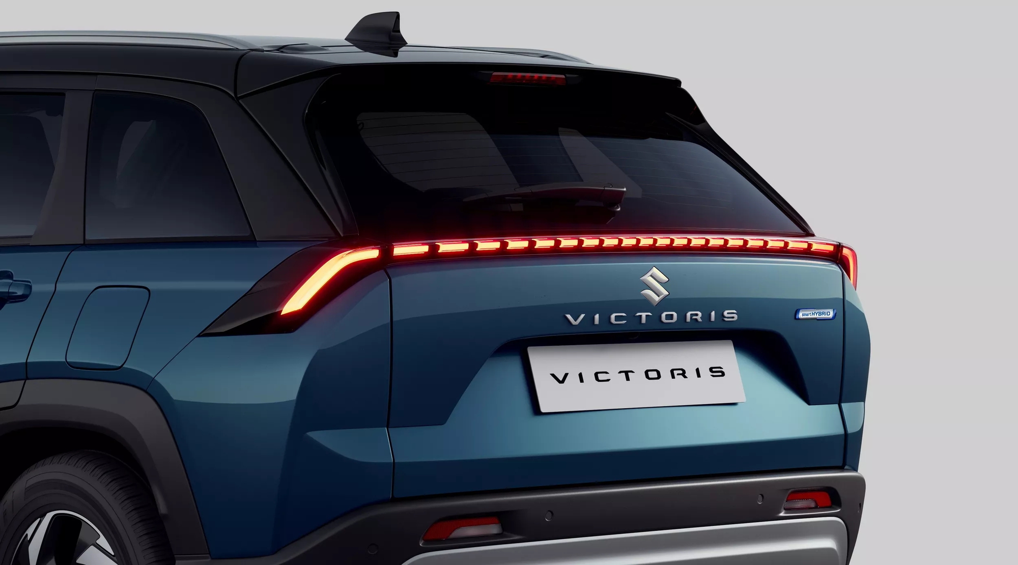 Suzuki Victoris ra mắt: Nhiều ‘đồ chơi’ xịn bên trong, động cơ hybrid, AWD, có ADAS cấp 2, về Việt Nam thì Xforce phải dè chừng- Ảnh 7. Suzuki Victoris ra mắt: Nhiều ‘đồ chơi’ xịn bên trong, động cơ hybrid, AWD, có ADAS cấp 2, về Việt Nam thì Xforce phải dè chừng- Ảnh 7.