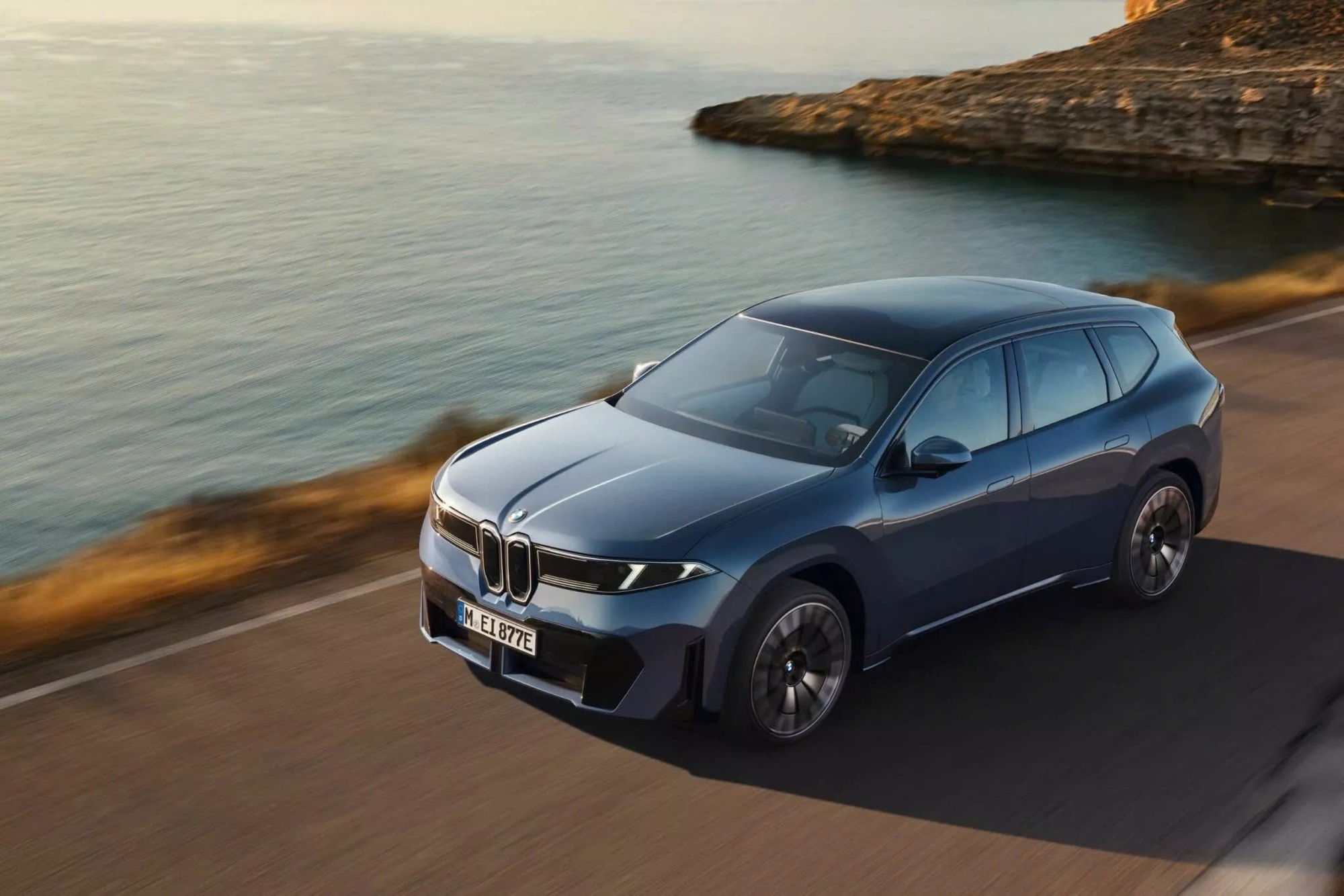 BMW iX3 ra mắt: Động cơ điện mạnh 463 mã lực, chạy Hà Nội - Sa Pa khứ hồi không cần sạc- Ảnh 7.