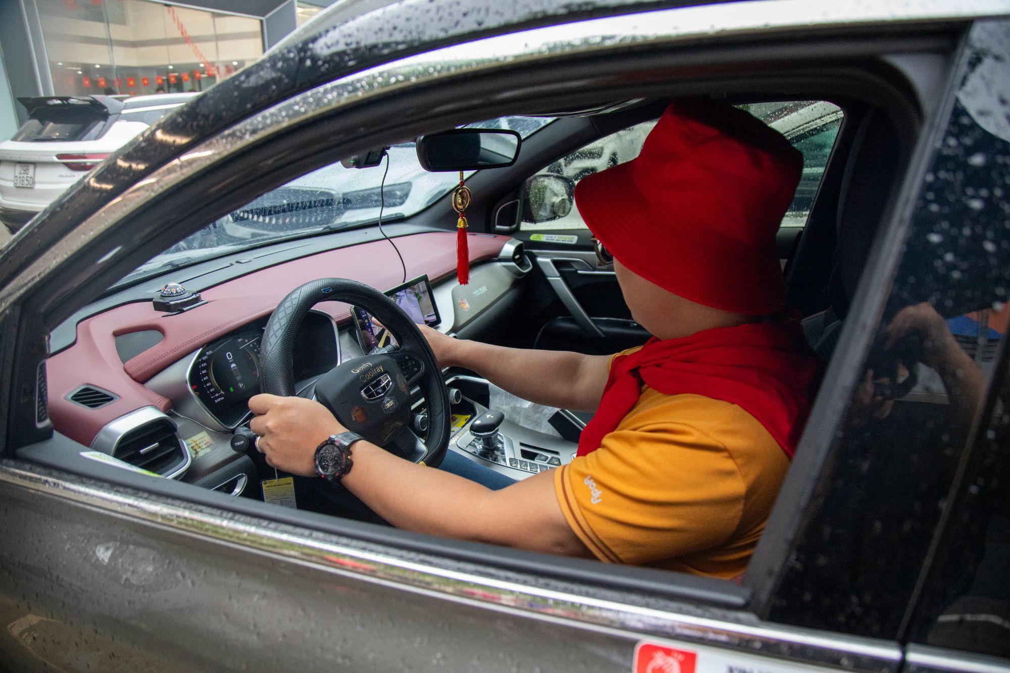 2 năm, 3 hãng xe và đề bài “máy Nhật”, chàng trai Hà Nội quay xe chọn Geely Coolray với lý do bất ngờ- Ảnh 2.