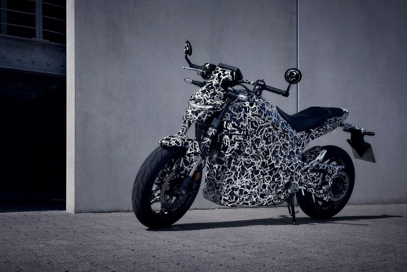 Hé lộ thêm về xe máy điện Honda sạc được chung với ô tô- Ảnh 8.