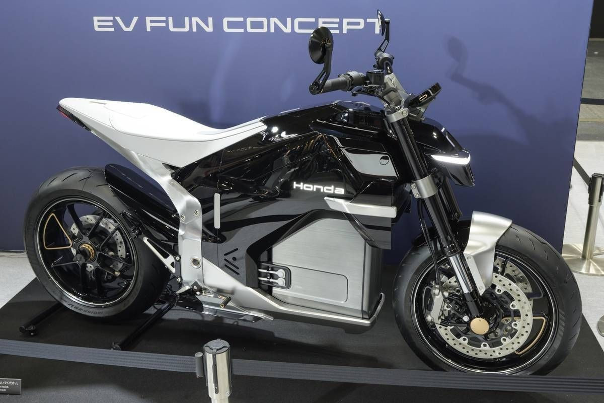 Hé lộ thêm về xe máy điện Honda sạc được chung với ô tô- Ảnh 1.