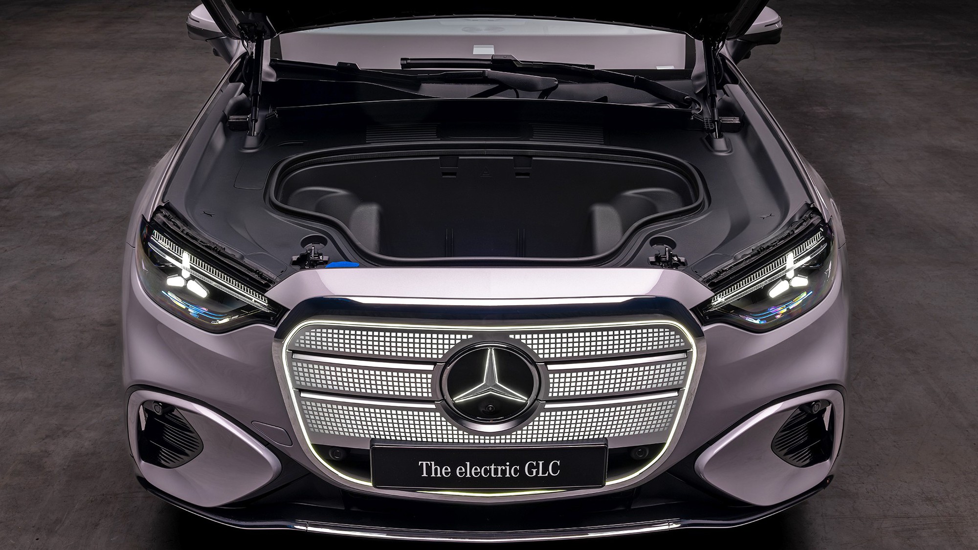 Mercedes-Benz GLC EV 2026 ra mắt: Trần sao, ghế rung theo nhạc, chạy 700 km/sạc, màn lớn chưa từng có- Ảnh 14.