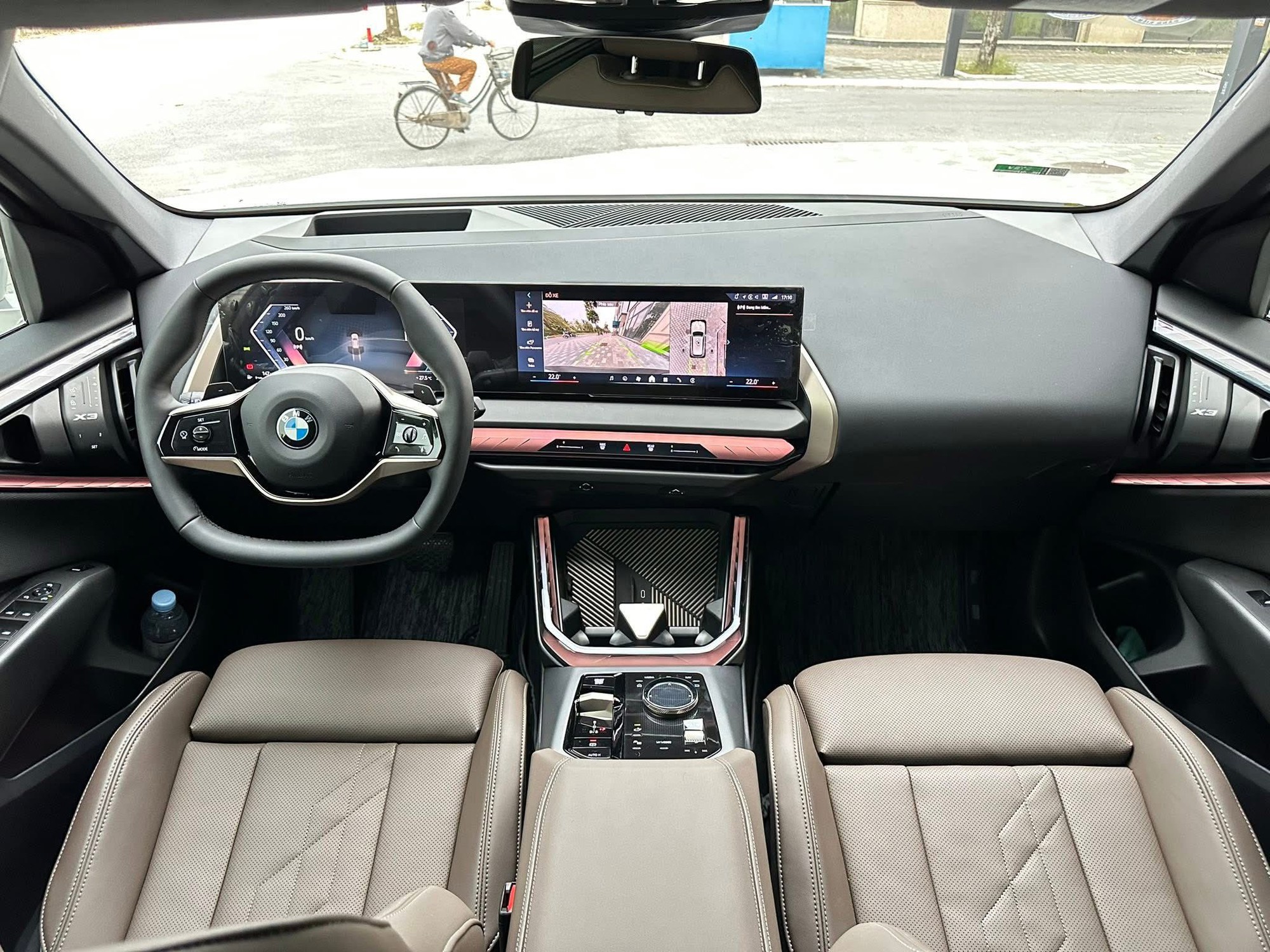 BMW X3 2025 đầu tiên lên sàn xe cũ: Người mua có thể tiết kiệm khoảng 400 triệu đồng mà không sợ lỗi thời- Ảnh 6. BMW X3 2025 đầu tiên lên sàn xe cũ: Người mua có thể tiết kiệm khoảng 400 triệu đồng mà không sợ lỗi thời- Ảnh 6.